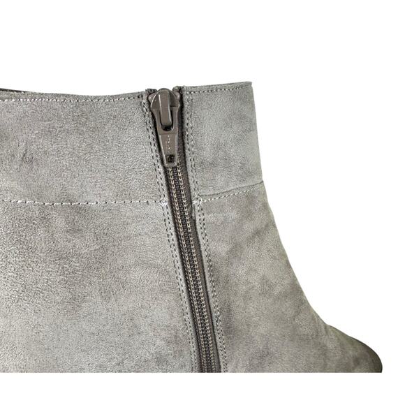 Melrose Ave NWOT Gray Faux Suede Vegan Open Toe Block Heel Booties Size 9 - Picture 5 of 9